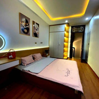 Bán Nhà Phố Nguyễn Xiển. Diện Tích: 32M/6 Tầng. Cách Ngõ 2 Ô Tô Tránh 5M. Full Nội Thất. Giá: 8,7 Tỷ.