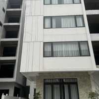 Căn Liền Kề 6 Tầng Để Ở Hoặc Làm Văn Phòng, View Biển, Mới Xây, Nội Thất Đẹp