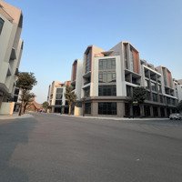 Tôi Cần Chuyển Nhượng Căn Góc Đẹp Hai Mặt Tiền, Trục Chính Công Viên