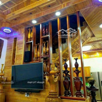 Nhà Đẹp 1 Trệt 2 Lầu, Nội Thất Full Ốp Gỗ - Gần Chợ Đầu Mối Thủ Đức, P. Bình Chiểu