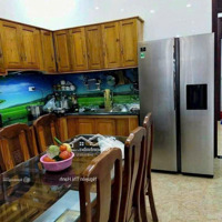 Nhà Đẹp 1 Trệt 2 Lầu, Nội Thất Full Ốp Gỗ - Gần Chợ Đầu Mối Thủ Đức, P. Bình Chiểu