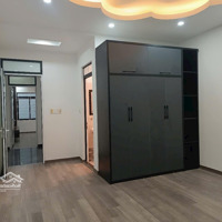 Nhà 4 Tầng Dân Xây Độc Lập,Rất Đẹp 90M2 Đường 12M Tại Văn Cao