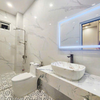 Chính Chủ Cần Sang Gấp Nhàhẽm Xe Hơi6M. Phạm Văn Chí, Phường 3, Quận 6. Diện Tích: 105M2/4Ty , Sổ Riêng