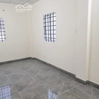 Cho Thuê Nnc Gần Mặt Tiền Tô Hiến Thành, Q10,66M2 2Tầng, 2Pn 1 Vệ Sinhcó Máy Lạnh, Giá 11 Triệu/Tháng