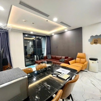 Cho Thuê Gấp Căn 2Pn-2Wc-1 Phòng Làm Việc Full Nội Thất Cao Cấp 18 Triệu Sunshine Sky City