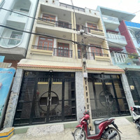 Cho Thuê Nhà Nguyên Căn 9 Phòng Ngủ 7 Vệ Sinh 160M2 Giá Siêu Hời Tại Kênh Tân Hóa, Tân Phú, Hcm