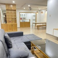 Chính Chủ Cho Thuê Căn Hộ Giai Việt Q.8 Thiết Kế 115M2 Full Nội Thất Vào Ở Ngay