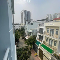 Cho Thuê Nhà Mới Sơn Căn Góc Ở Liền Khu Đường Số Phạm Hữu Lầu Q7-4,5X17M,3L+5Pn- Giá Bán 20 Triệu .
