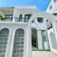 Nhanh Tay Chốt Ngay Căn Nguyễn Thái Sơn, P4, Gv.diện Tích50M2-2 Tầng, 3 Pn. Cho Thuê 18 Triệu/Tháng