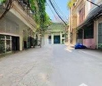 Cho Thuê Nhà Nguyễn Ngọc Nại - Thanh Xuân - Hà Nội. Ngõ Oto Đỗ Cửa. Giá 20 Triệu