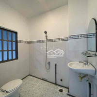 Đường Nhựa 10M Có Vỉa Hè Dt: 4.2X20M [Vuông Vức]. Giá Bán 12.7 Tỷ