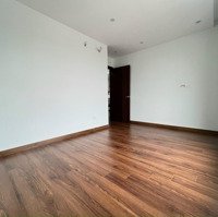 Bán Duy Nhất 1 Căn Hộ 2Pn 1 Vệ Sinhtầng Trung ,Nguyên Bản Cđt Bàn Giao Giá Cực Tốt