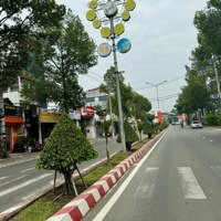 Bán Gấp Nhà Mặt Tiền Đường Huỳnh Văn Luỹ, Kinh Doanh Thuận Tiện, Liền Kề Đại Lộ Bình Dương