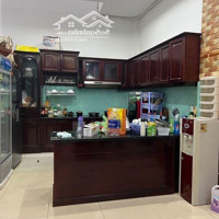 Bình Thạnh Sát Q1 - Nhà Biệt Thự, Ngang Hơn 8M - Ôtô Ngủ Nhà - 4 Tầng - Nội Thất Gỗ Khối - 113M2 -