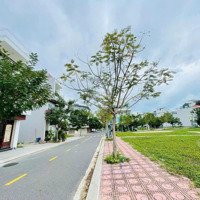 Bán Gấp Lô 200M2 (Full Thổ Cư) Ngay Ubnd Thị Trấn, Coop Mart - Ra Bãi Biển 800M - Có Sổ