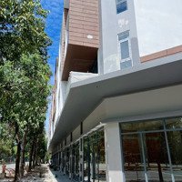 Nhà Phố Thương Mại 2 Mặt Tiền Ngay Metro Trung Tâm Tp. Mới Bình Dương!