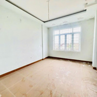 Cho Thuê Nhà Mặt Đường Kinh Doanh Vị Trí Siêu Đẹp Phố Lương Khánh Thiện