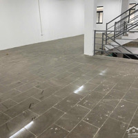Chính Chủ Cho Thuê Liền Kề 160M, Hoàn Thiện 3 Tầng Phù Hợp Làm Kho Kết Hợp Ở. Giá Chỉ 20 Triệu