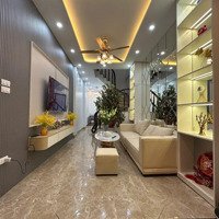 Nhà Đẹp Phố Quỳnh Mai, 30M2X5 Tầng, Giá Chỉ Nhỉnh 6 Tỷ