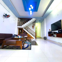 Bán Nhà Mặt Tiền Đường Văn Thánh