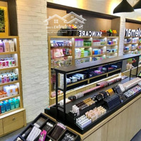 Cho Thuê Nhà Mặt Phố Nguyễn Hoàng, Vị Trí Đẹp Gần Ngã Tư, Mặt Tiền 5M, Kinh Doanh Cực Tốt