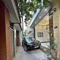 Nhà Đầu Cổ Nhuế - Ngõ Thông Ô Tô I10 Nhà Xây Độc Lập - Trước Nhà Gần 3M Ô Tô I10 Đi Thông 2 Đầu