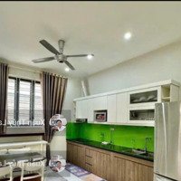 Cho Thuê Nhà Biệt Thự Sân Vườn Ngọc Thụy, Full Nội Thất Xịn