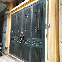 Chính Chủ Bán Nhanh, Bán Gấp Nhà Phân Lô Cán Bộ Ngay Trung Tâm, Tiện Lợi Vô Cùng