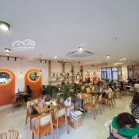 Cho Thuê Nhà Mặt Phố Huỳnh Thúc Kháng, Đống Đa. Mặt Tiền: 11M, Diện Tích: 120M2 X 3 Tầng