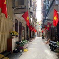 Bán Nhà Ngõ 12 Chùa Bộc Đống Đa 24,1M2, 6,8Tỷ, Ngõ Đẹp, Sinh Viên Thuê, Kinh Doanh