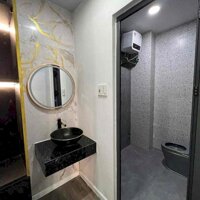 Cần bán nhà 3 tầng kiệt oto Trần Cao Vân, giá sập hầm chỉ hơn 5 tỷ.