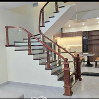 Bán Nhà An Khánh 40 M2 , Nhà 5 Tầng , Giá Bán 5.3 Tỷ