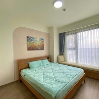 Căn Hộ 2 Phòng Ngủdiện Tích Cực Lớn View Hồ Bơi Nội Thất Đầy Đủ Cao Cấp