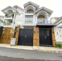 Biệt Thự Đẹp Ngay Cao Đức Lân, Góc Trần Lựu. Dt(10X20M). Hầm 3 Tầng. Sân Vườn. Giá Chỉ: 45 Tỷ