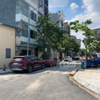 Bán Đất Mặt Hồ Chợ Lại Yên Hoài Đức Hn. 67M2 Mặt Tiền 6M Đường 12M Vỉa Hè 3M Đối Diện Hồ Và Chợ.