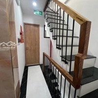 Ccmn Hiếm - Mặt Ngõ Thông, Gần Ô Tô - 9 Phòng Khép Kín - Thang Máy - Full Nội Thất
