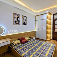 Bán Nhà Biên Giang Hà Đông, Ô Tô Đỗ Cửa,Diện Tích 32M 5Tầng Giá Bán 3.2 Tỷ