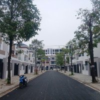 Chính Chủ Cần Bán Biệt Thự 3.5Tầng + Hầm, Xây Thô, Diện Tích: 240M2 Tại Kđt Thanh Hà Cienco5, Giá Thoả Thuận