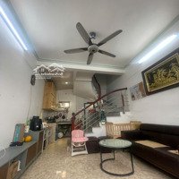 Em Cần Bán Nhà 3 Tầng Đồng Mai, Hà Đông. Giá Rẻ 2.7 Tỷ.