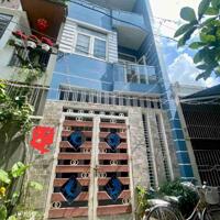 Cần bán siêu phẩm nhà 3 tầng, kiệt oto Tiểu La, giá sập sàn chỉ hơn 4 tỷ.