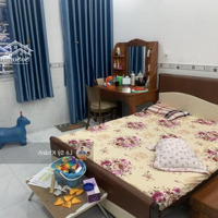 Bán Nhà 3 Tầng Đường Xe Hơi 5M Ngay Vincom Thủ Đức Chỉ 6.3 Tỷ, Liên Hệ: 0915.479.678