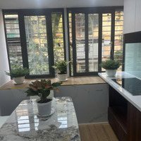 Bán Căn Hộ Thể Trung Tự, Gần Hồ - Nhà Mới Ô Tô Đỗ Cửa 1 Bước Ra Phố, 60,5 M2, Giá Bán 3,4 Tỷ