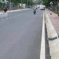 Cần Bán Đất Mặt Tiền Đường Lớn Gần Chợ .Trường Học.bệnh Viện Tiện Ích Ko Thiếu Gì.