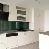 Thuê Cc Epic Tower, Duy Tân, Cầu Giấy 33 Triệu, 120M2, 3 Phòng Ngủ 2 Vệ Sinh Cực Chất!