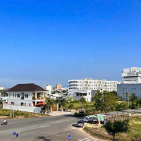 Cần Bán Gấp Vài Lô Biệt Thự Đường 34M.cách Đại Học Fpt Chỉ 150M.rất Thích Hợp Kinh Doanh