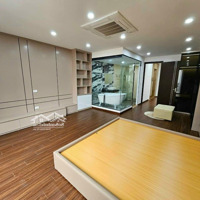 Bán Nhà Riêng Tại Phố Chùa Láng, 18 Tỷ, 60M2, Nhà 5 Tầng Đẹp, Nhiều Tiện Ích