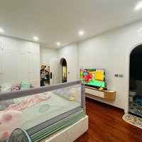 Nhà Phân Lô Vip Phùng Chí Kiên - Vị Trí Vàng -Mặt Tiền11M -2 Mặt Thoáng -Ô Tô Tránh- 165M - Giá Bán 55.5 Tỷ