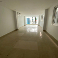 Cho Thuê Nhà Mp Hòa Mã, Mặt Tiền Rộng. Diện Tích 90M2 X 3 Tầng. Mặt Tiền 23M. Giá Bán 80 Triệu