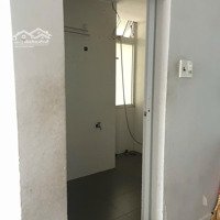 Bán Căn 2Pn1Wc- 54M2 Tại Cc Hùng Vương Đường Tản Đà Q5.Hcm
