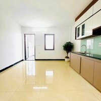Bán nhà ngã tư Thạch Bàn - Cổ Linh. Gần Aeon Long Biên. Thang Máy. 35m x5T. Lh 0965858116